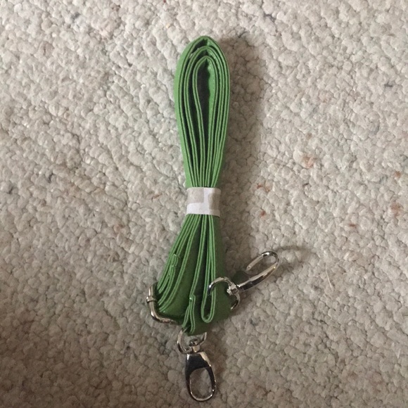 NWOT Green Faux Leather Purse - Picture 4 of 4